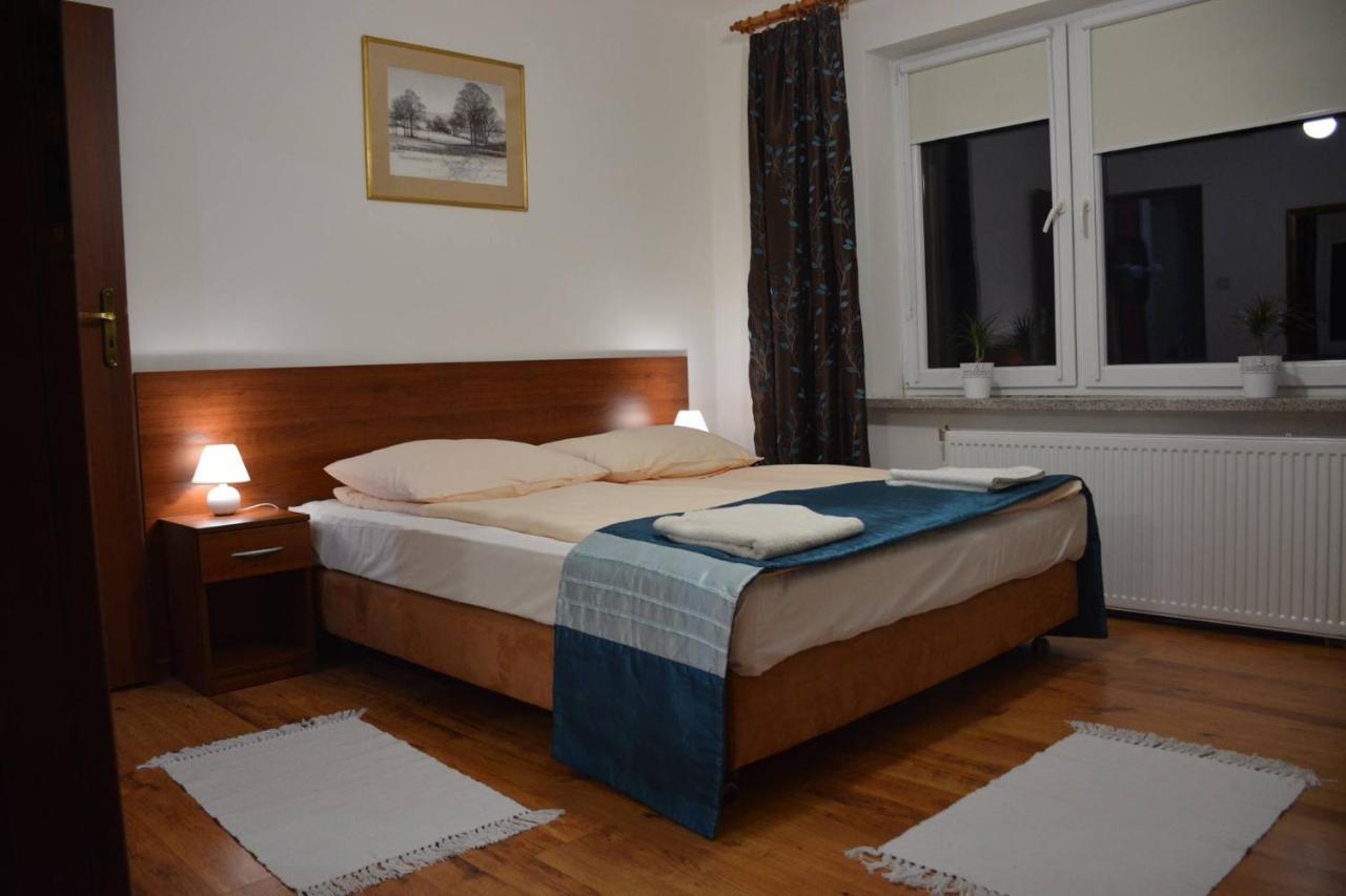 Siedlisko Roztocze Potoczek Hotel Adamow  ภายนอก รูปภาพ
