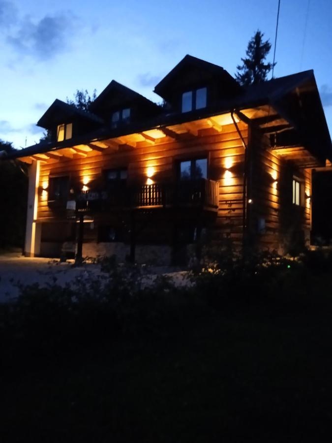 Siedlisko Roztocze Potoczek Hotel Adamow  ภายนอก รูปภาพ